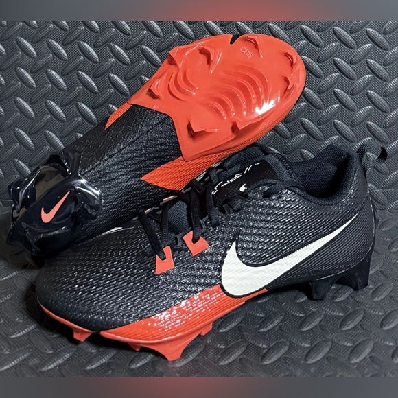 Men's Nike Vapor Edge Speed 360 Oregon Beavers Cleats FJ6380-001